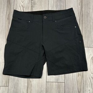 Kuhl Black/Gray 108846 Men's Flat Front Cargo Shorts 8” Hiking-Preowned